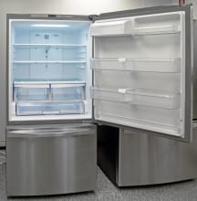 Kenmore Elite 79043 Interior