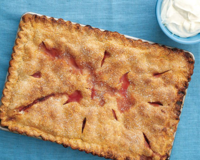 Martha-Stewart-Strawberry-Rhubarb-Slab-Pie.jpg