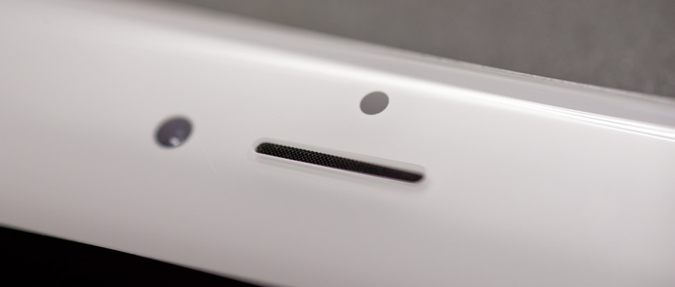 apple-iphone-6-plus-review-design-earpiece-1.jpg