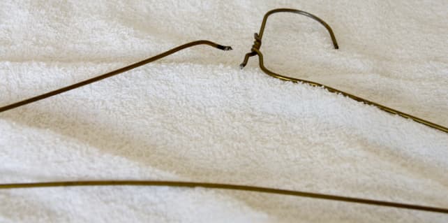 Broken Hanger