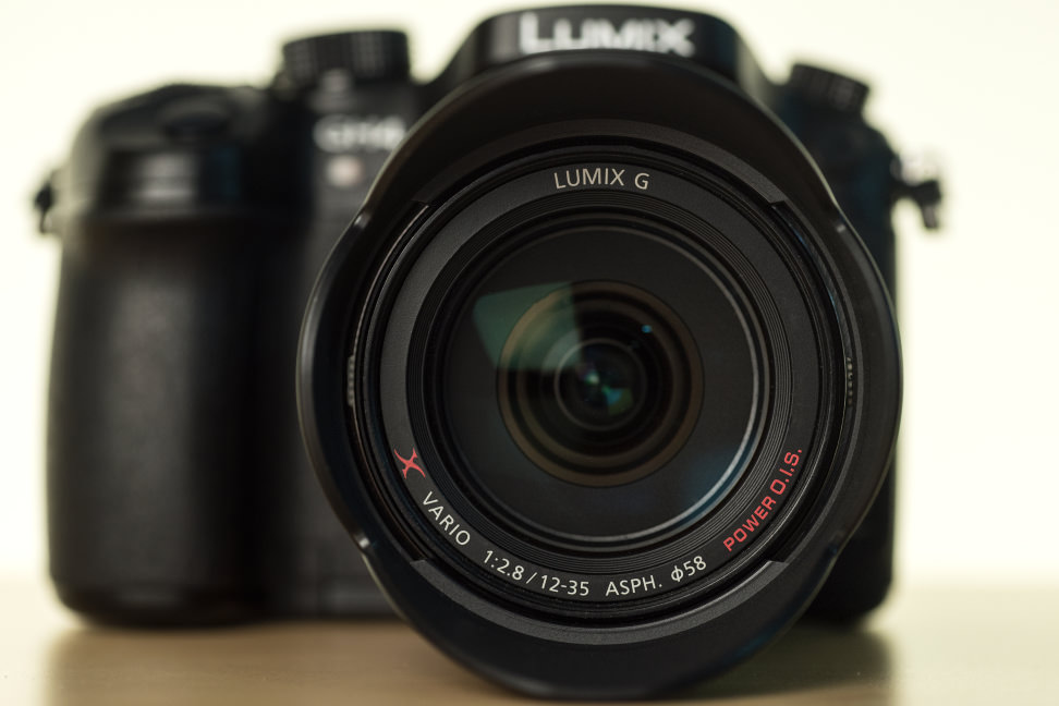 panasonic-12-35mm-f2p8-review-design-camera-front.jpg