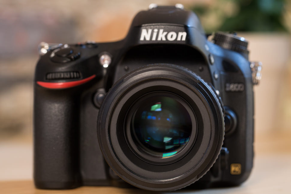nikon-50-f1p4-review-design-camera-front.jpg