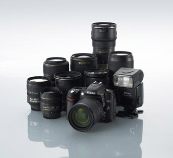 Nikon-LensandFlashLineUp.jpg
