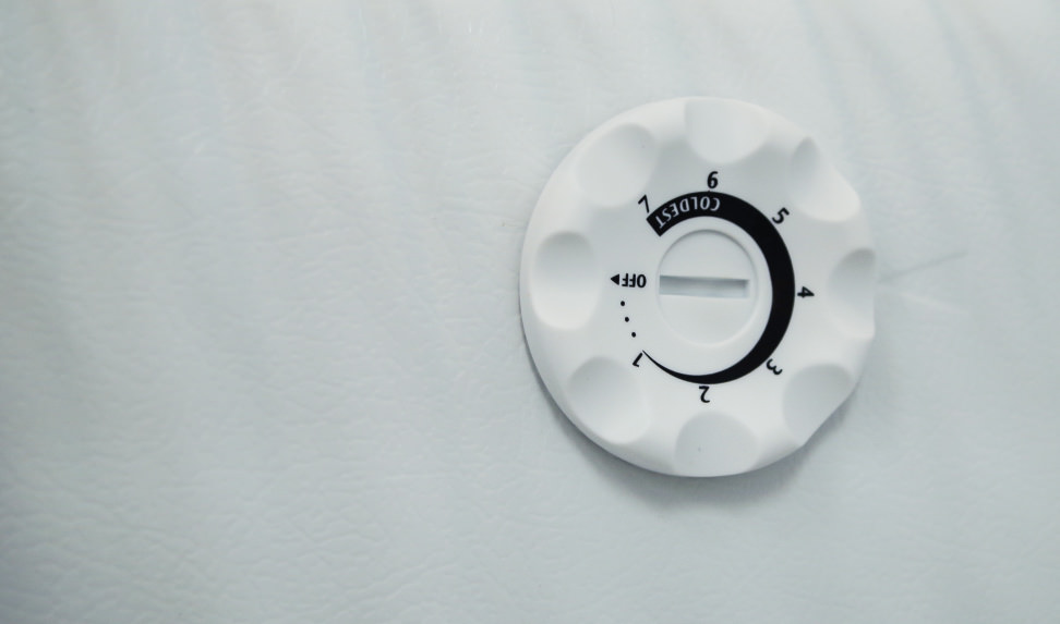 Frigidaire FFU17F2PT Controls