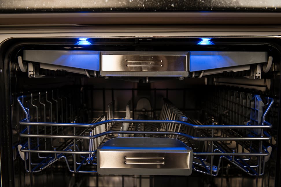 Thermador DWHD650JPR—Glow In The Dark