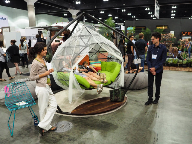 Kodama Zone Chair Cwing