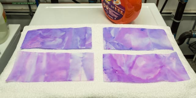 Dye-catchers