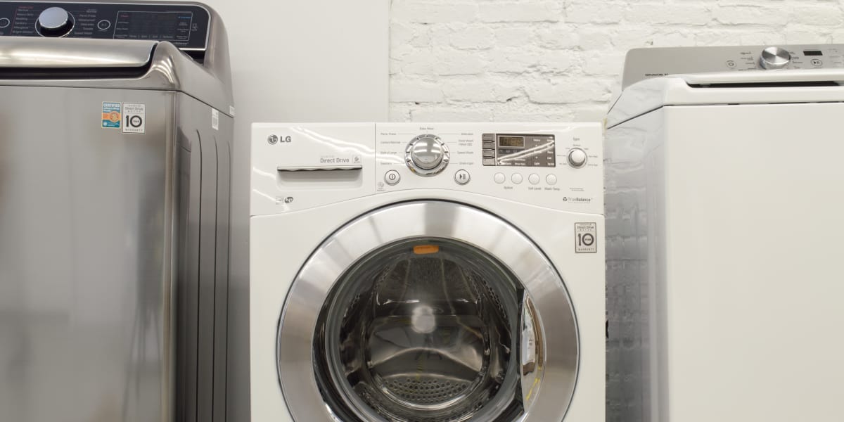 LG WM1377HW 24inch Compac Washing Machine Review Laundry