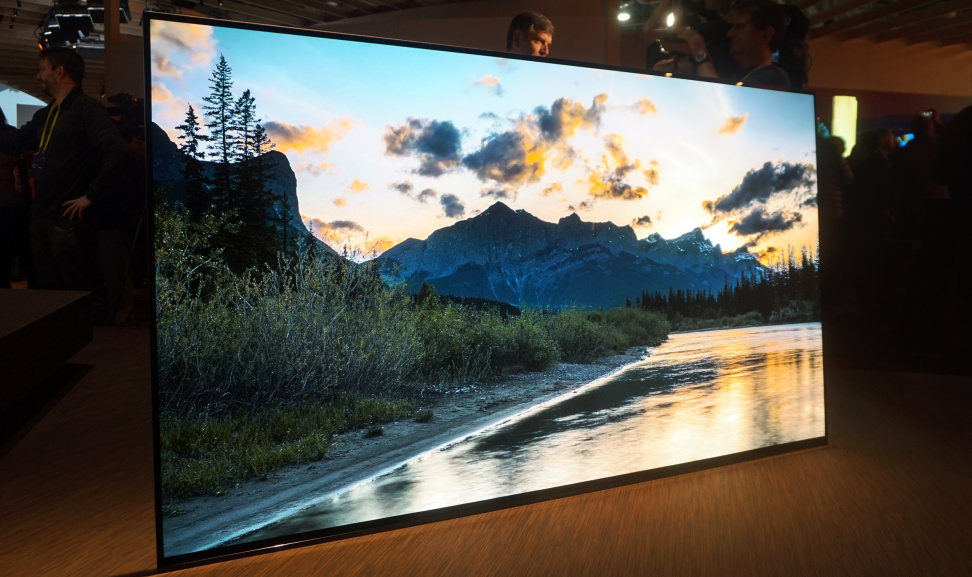 Sony-OLED-body-4
