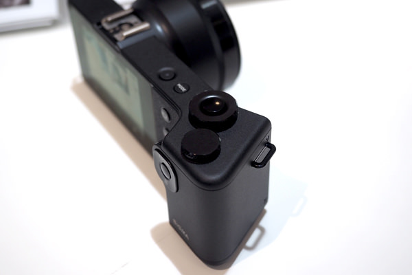 SIGMA-DP2-QUATTRO-GRIP.jpg