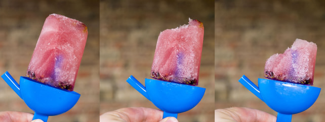 Prosecco popsicles eating