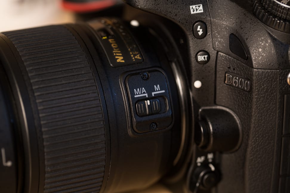 Lens_Focus_Switch