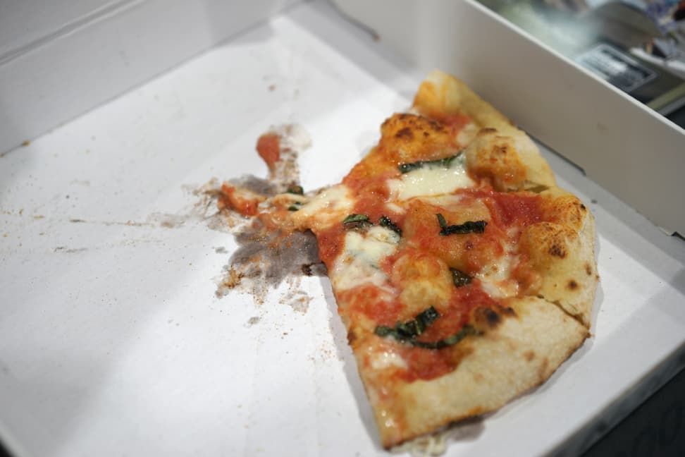 kalamazoo-pizza-oven-pizza.jpg