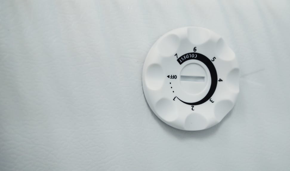 Frigidaire FFU17F2PT Controls