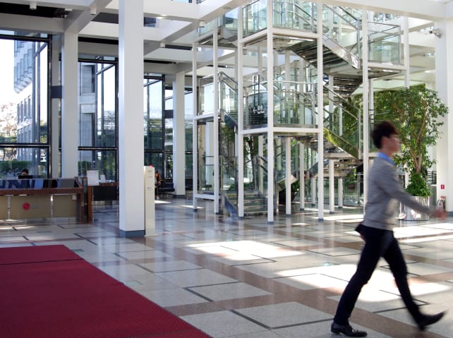 Inside LG Twin Tower Lobby