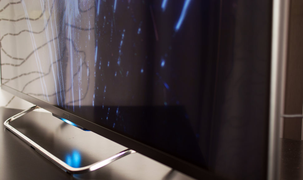 Sony-W800B-Stand-2.jpg