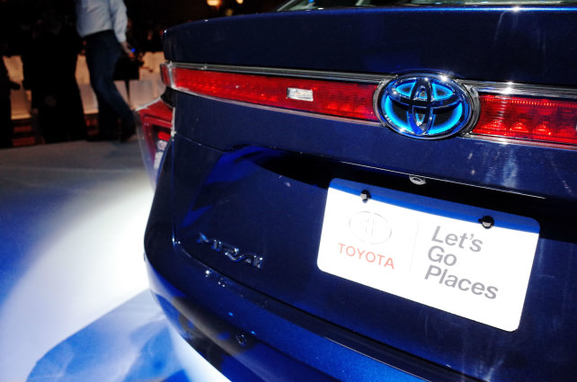 Mirai rear view.jpg