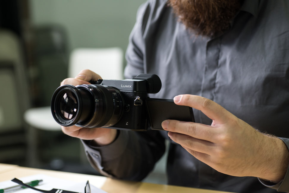 Panasonic GX8 Flip Screen