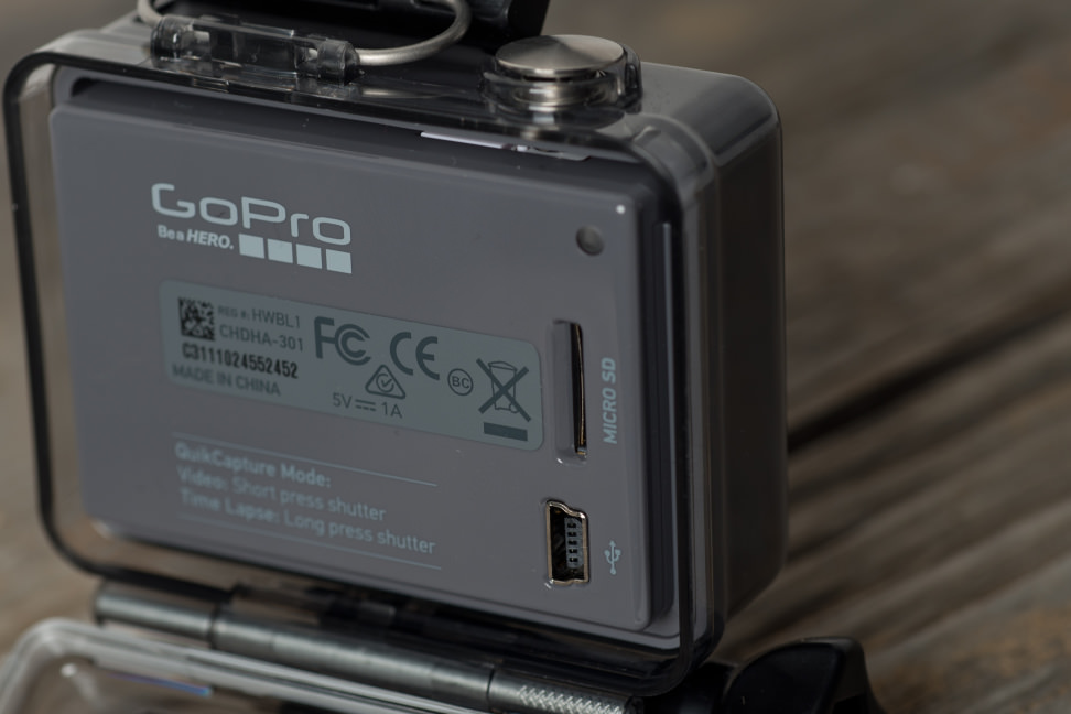 gopro-hero-2014-design-ports.jpg