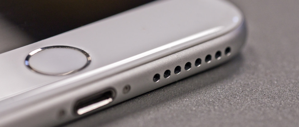 apple-iphone-6-plus-review-design-speaker.jpg