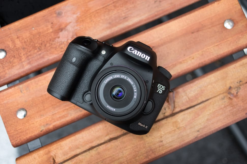 Canon-28mm-2.8-Front