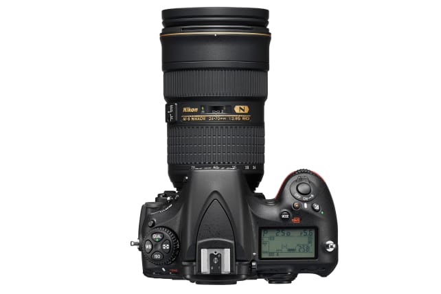 NIKON-D810-TOP.jpg