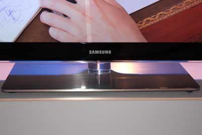 samsung_PN_55B850_stand.jpg