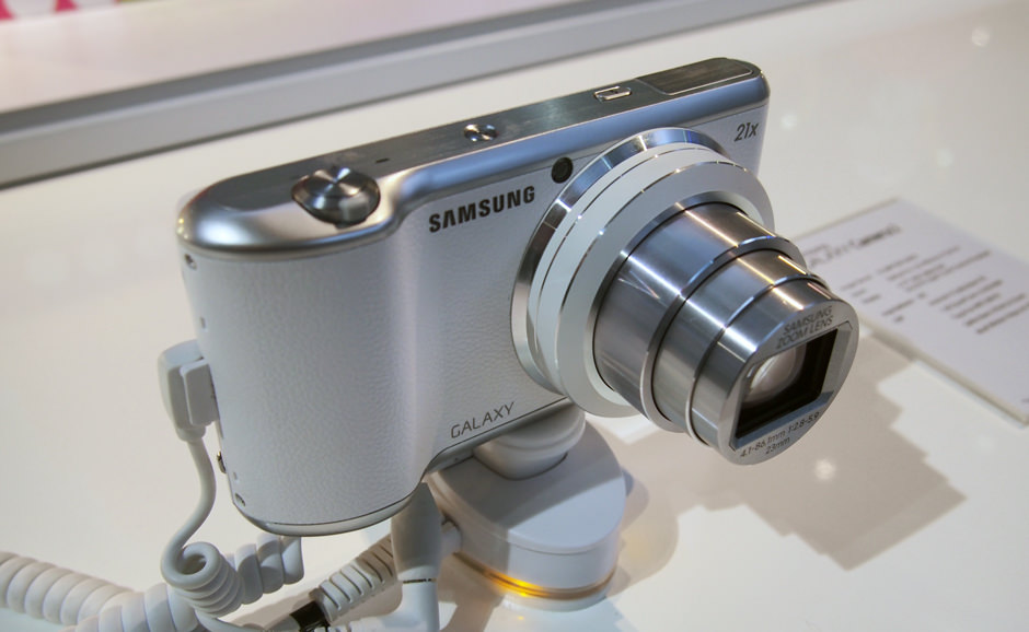Samsung-Galaxy-Camera-2-Vanity.jpg
