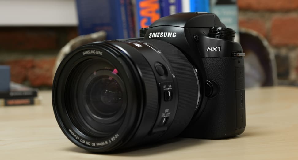 SAMSUNG-NX1-DESIGN-VANITY.jpg